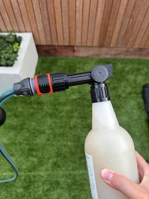 Kun je te veel aaltjes geven? - spray_voor_aaltjes